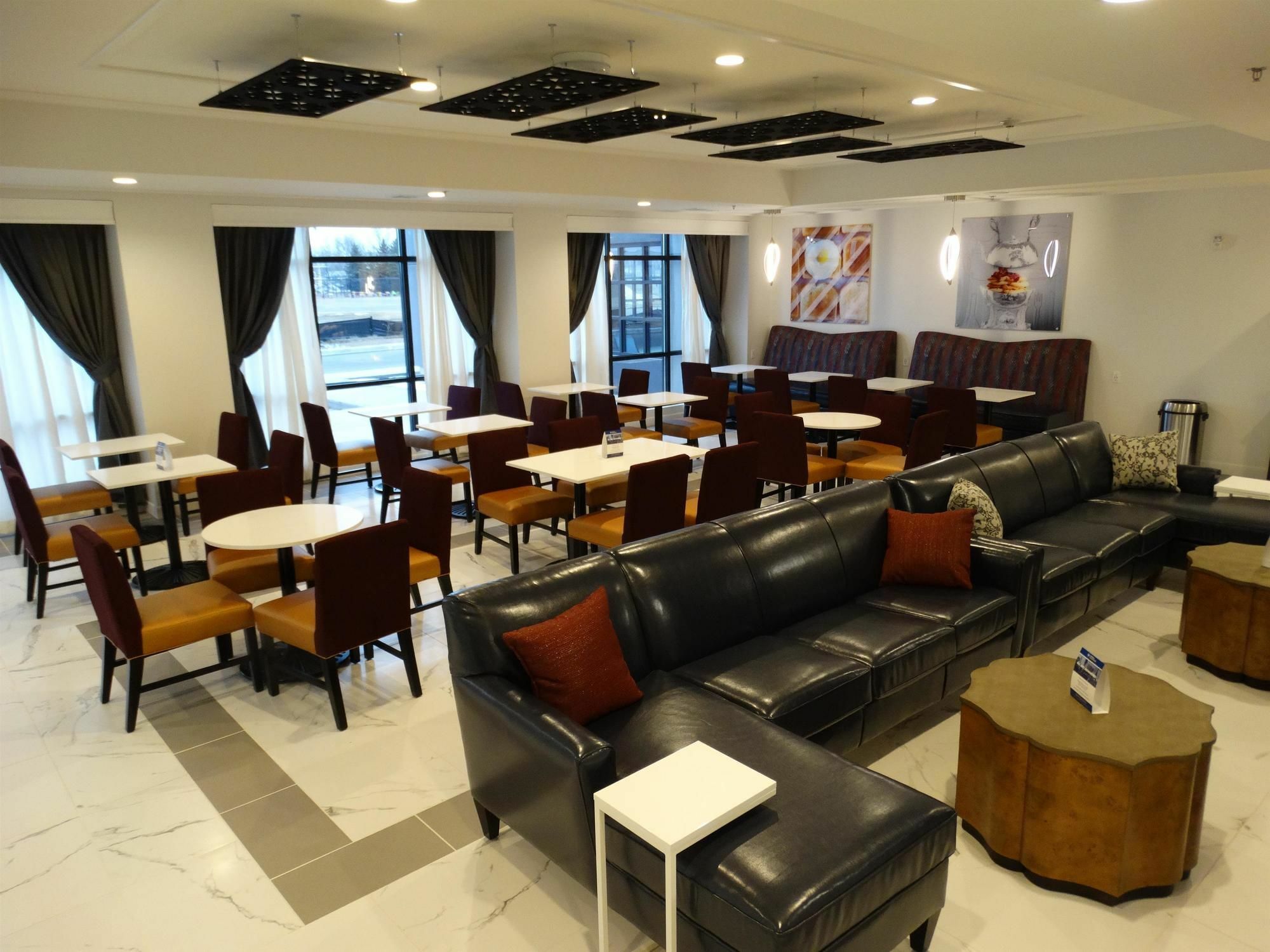 Best Western Plus New Richmond Inn & Suites Exteriör bild